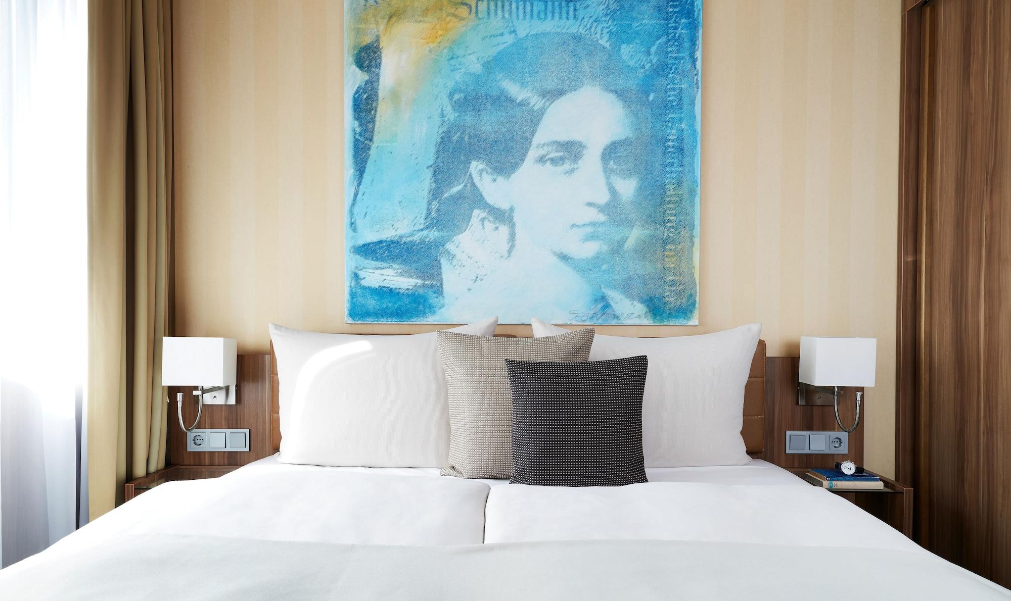ลีฟวิง โฮเต็ล ดึสเซลดอร์ฟ Hotel ดุสเซลดอร์ฟ ภายนอก รูปภาพ