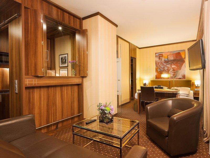 ลีฟวิง โฮเต็ล ดึสเซลดอร์ฟ Hotel ดุสเซลดอร์ฟ ภายนอก รูปภาพ