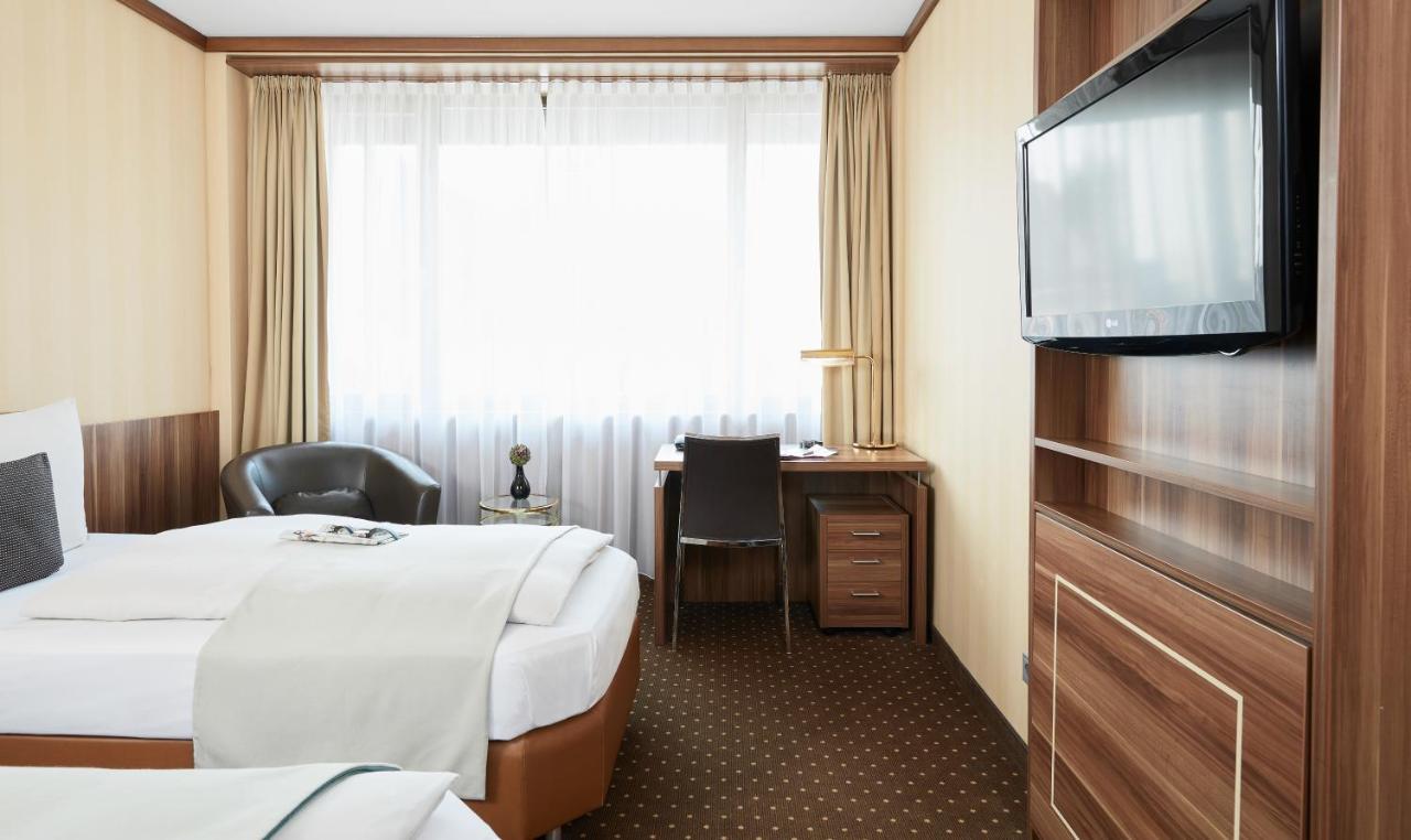 ลีฟวิง โฮเต็ล ดึสเซลดอร์ฟ Hotel ดุสเซลดอร์ฟ ภายนอก รูปภาพ
